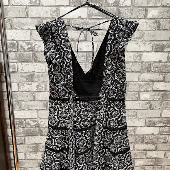 Bardot Summer Dress - Picture 5 of 12